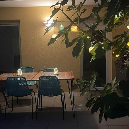 Tres Bel Appartement Contemporain Et Calme Fréjus Exterior foto